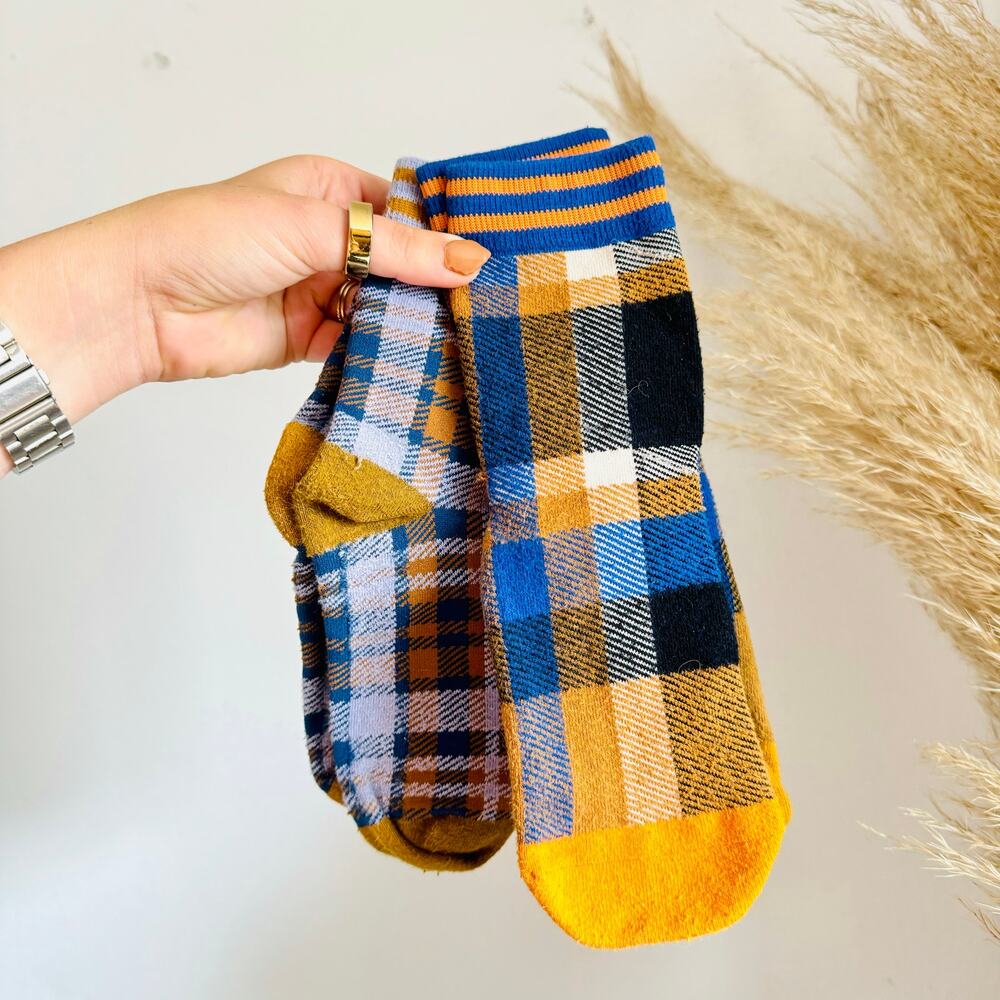 2 TAILORED UNION Blue White Gold Black Plaid Tartan Print $38 Cozy Tall Sock Set